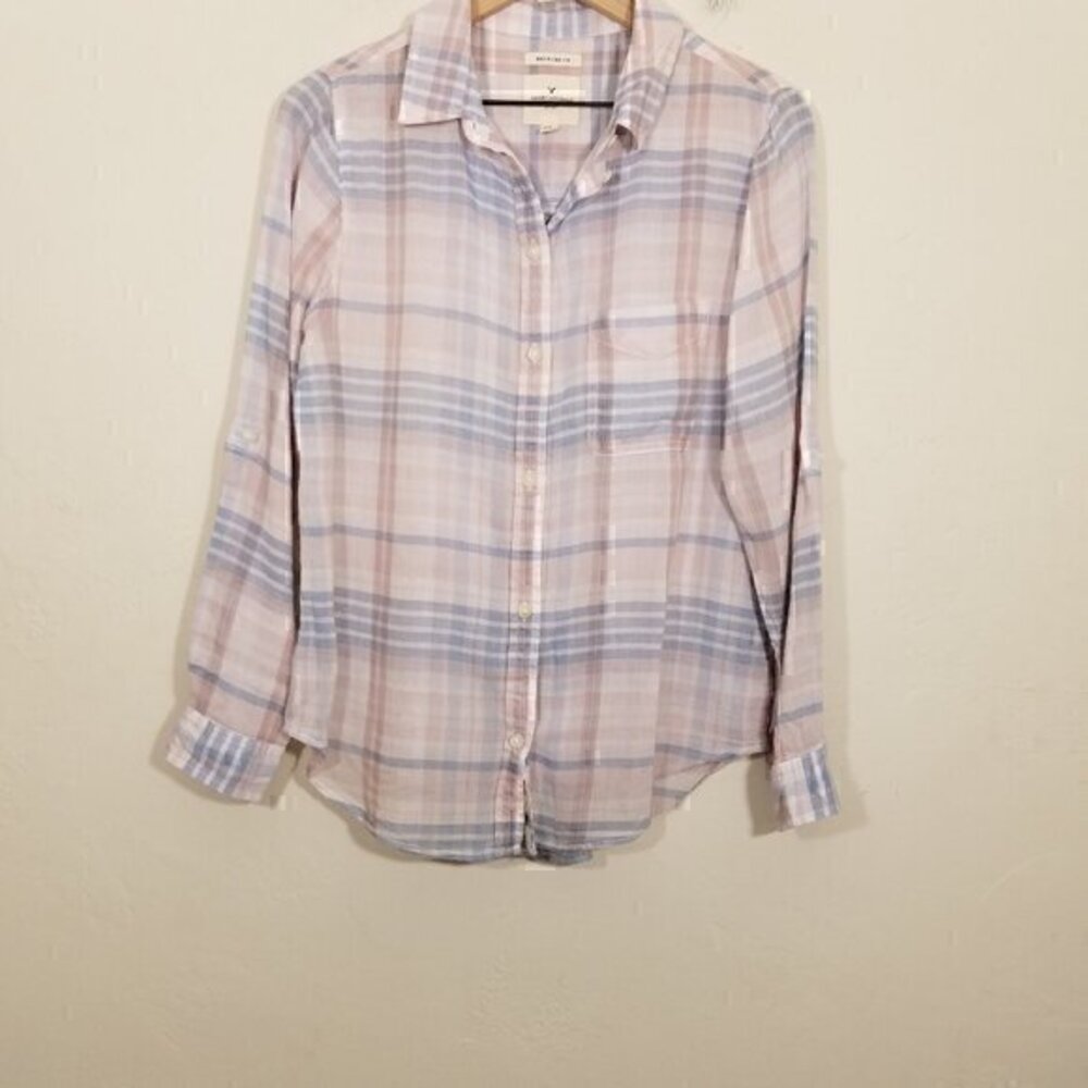 NWT American Eagle Boyfriend Fit Long Sleeve Button Down Shirt Size M